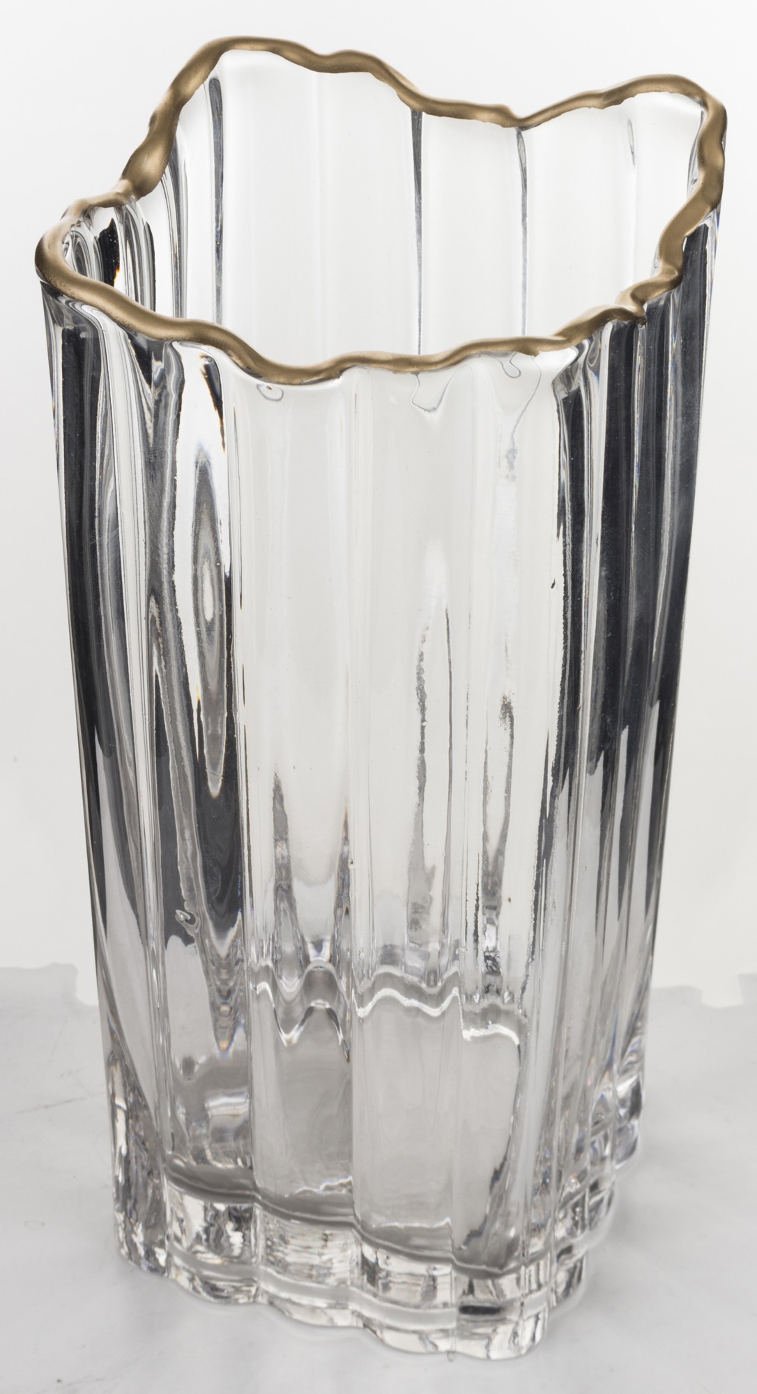 af9742b08e2deb6cafeec99c02a35c54-big af9742b08e2deb6cafeec99c02a35c54 big <ul> <li>Розмір: 25*10*10 см</li> <li class="weight">Вага товару: 1,17 кг</li> <li class="color">Колір: прозорий, золотий</li> <li class="materials">Матеріал: скло</li> </ul>