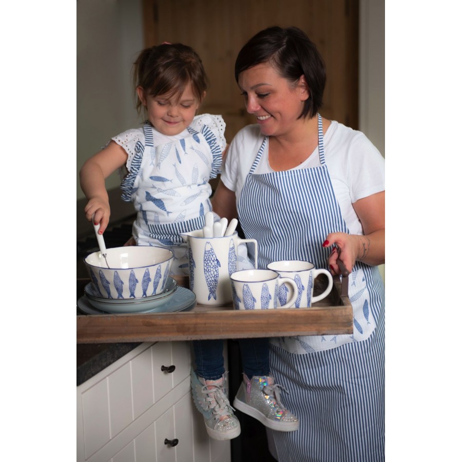 naf41-kitchen-apron-70x85-cm-blue-white-cotton-fishes-bbq-apron (1) naf41 kitchen apron 70x85 cm blue white cotton fishes bbq apron 1 Размер: 48*56 см Вес товара: 0,08 кг Цвет: синий Материал: коттон