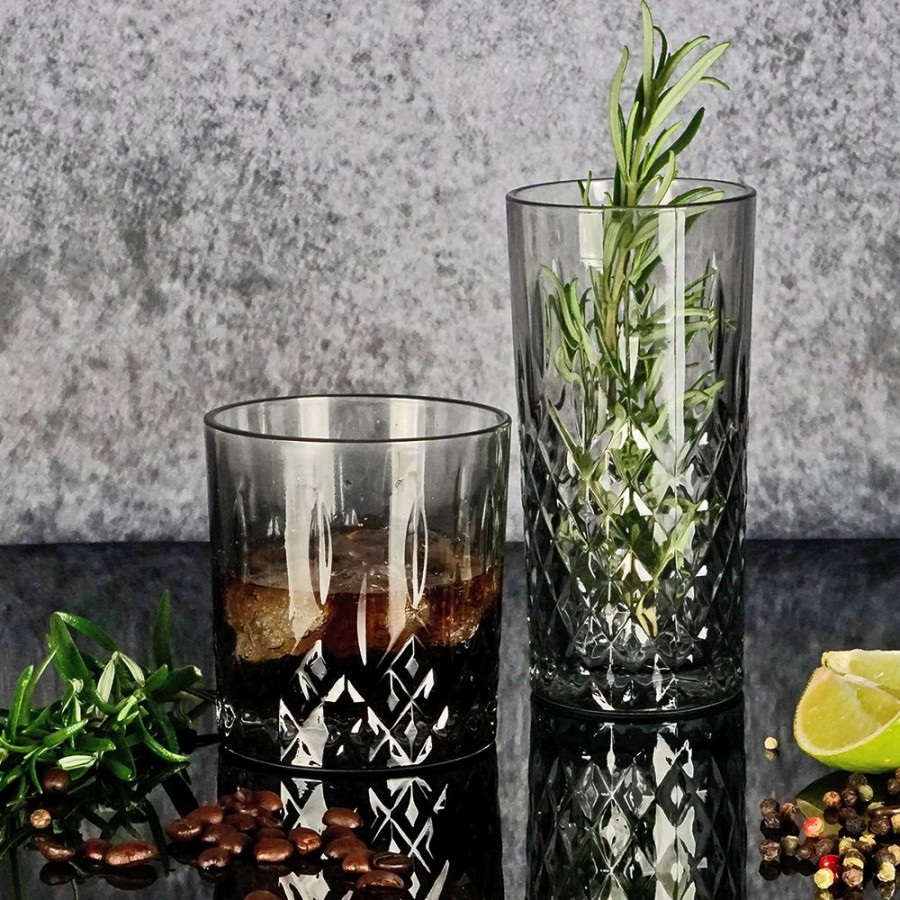 6gl3470-water-glass-300-ml-grey-glass-drinking-cup (1) 6gl3470 water glass 300 ml grey glass drinking cup 1 <ul> <li>Розмір: 15*7*7 см</li> <li>Вага товару: 0,4 кг</li> <li>Колір: сірий</li> <li>Матеріал: скло</li> </ul>