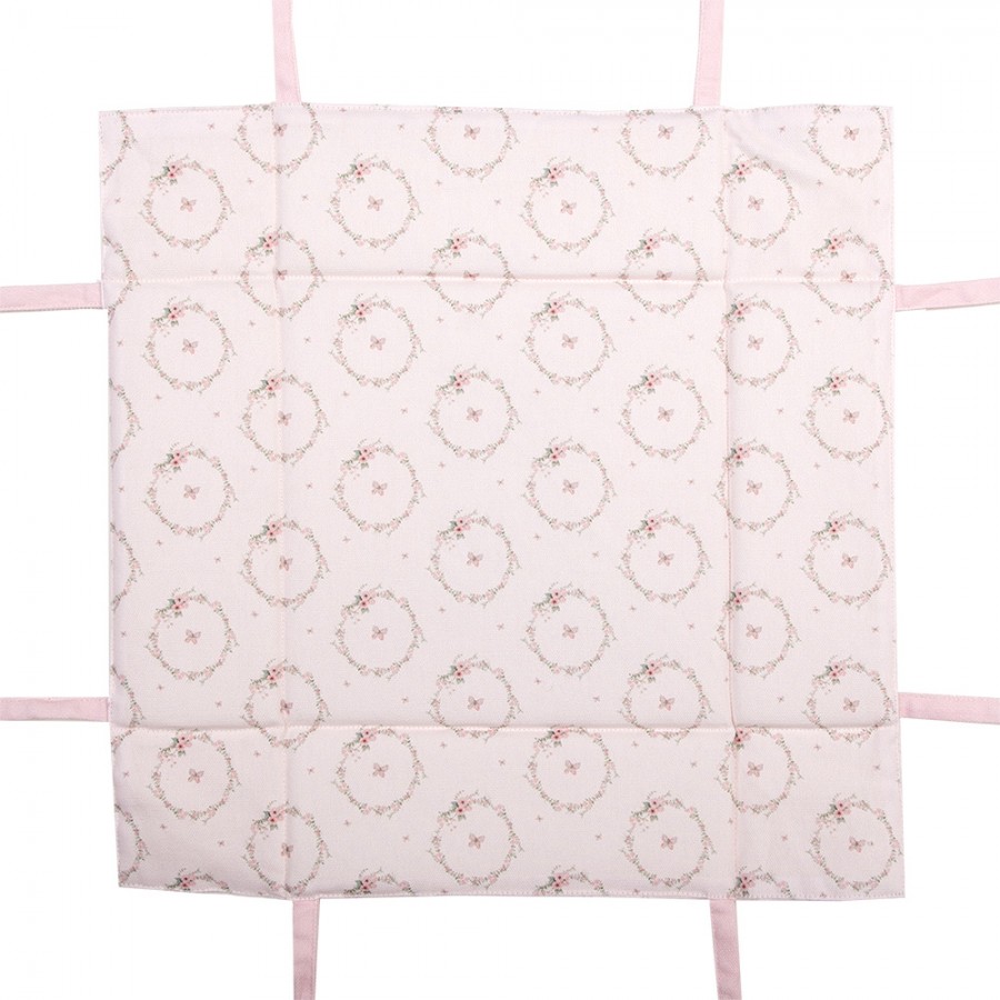 feb47-1-bread-basket-35x35x8-cm-pink-cotton-rabbit-square (2) feb47 1 bread basket 35x35x8 cm pink cotton rabbit square 2 Кошик для хліба з 100% бавовни — практичний і стильний аксесуар для сервірування столу. Ніжний рожевий колір додає затишку, а легка текстильна форма ідеально підходить для подачі хліба, випічки або солодощів як щодня, так і на святковий стіл.